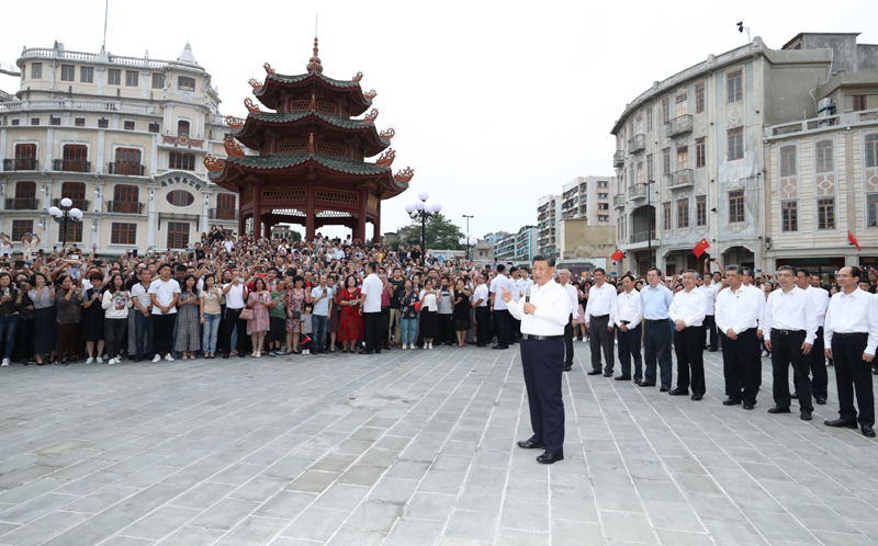 习近平82.jpg